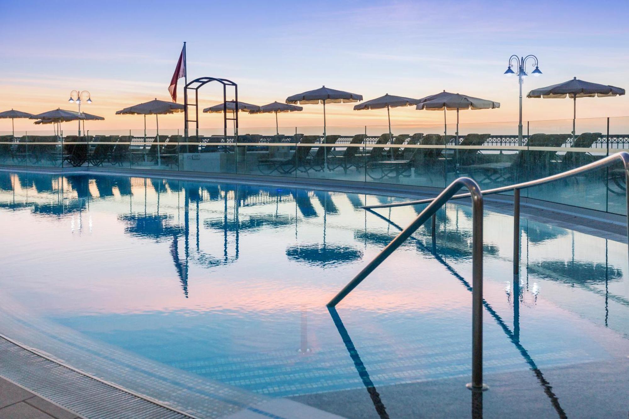 อพาร์ตเมนต์ แอท กาลา บลังกา บาย ไดมอนด์ รีสอร์ต Aparthotel เตารีโต ภายนอก รูปภาพ