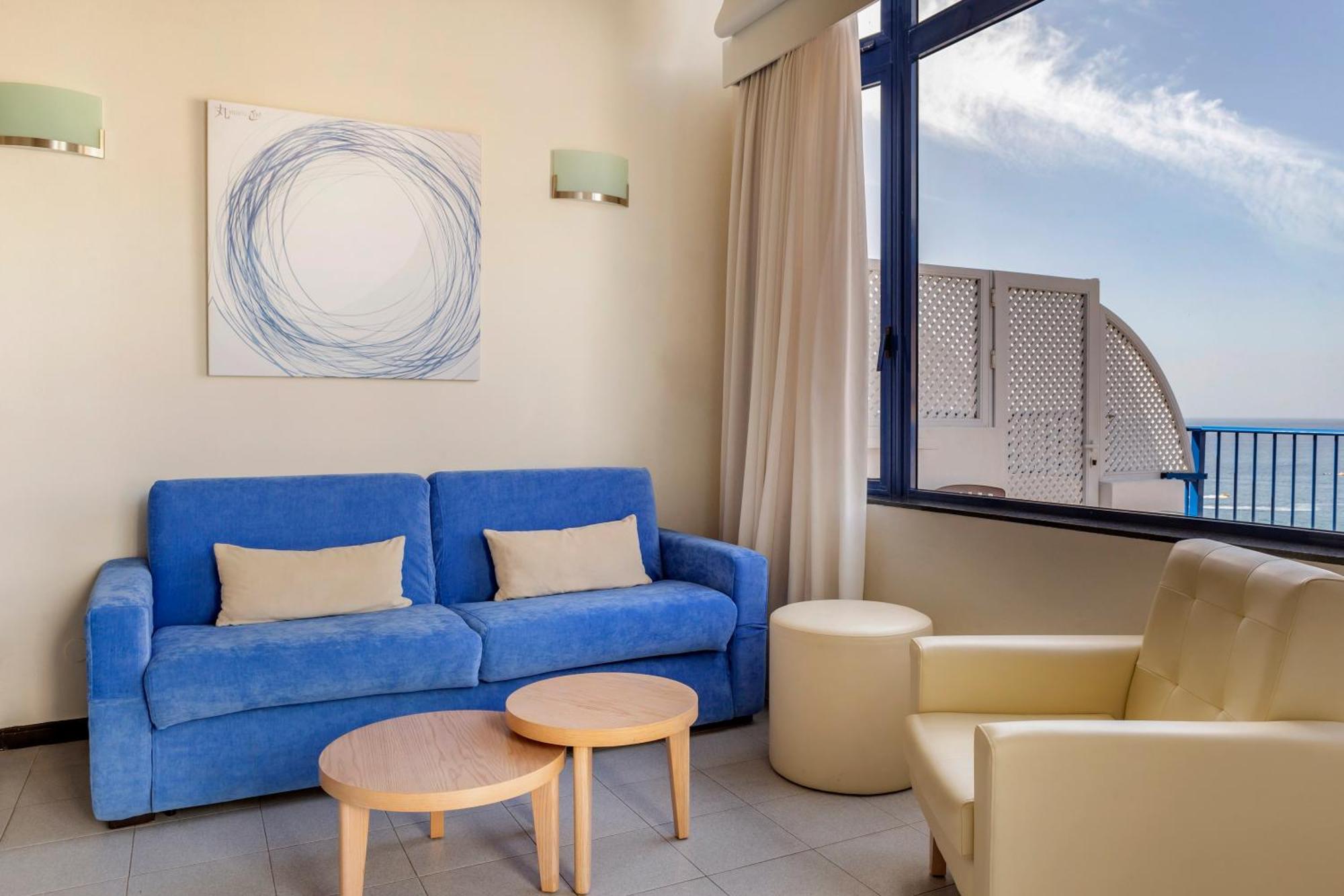 อพาร์ตเมนต์ แอท กาลา บลังกา บาย ไดมอนด์ รีสอร์ต Aparthotel เตารีโต ภายนอก รูปภาพ