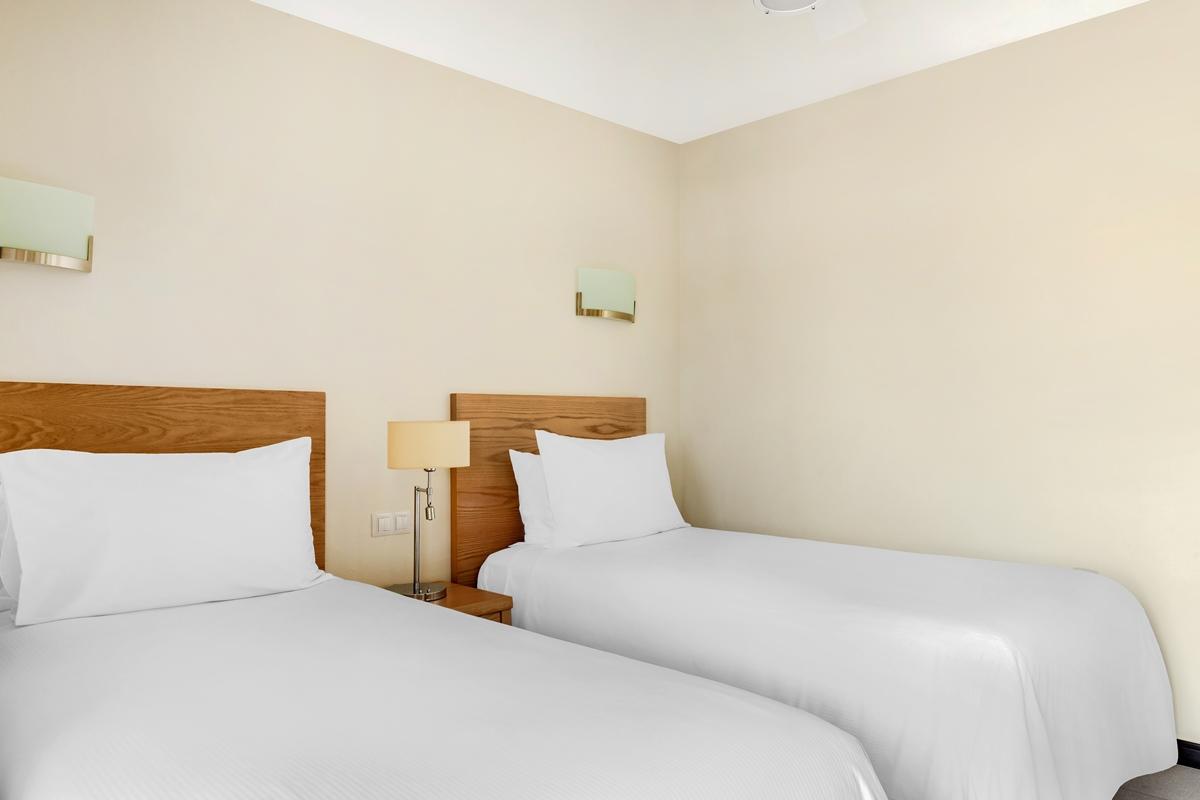 อพาร์ตเมนต์ แอท กาลา บลังกา บาย ไดมอนด์ รีสอร์ต Aparthotel เตารีโต ภายนอก รูปภาพ